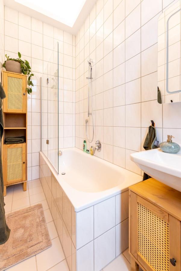 Zentral In Coburg: Exklusive Stadtwohnung - Ideal Fuer Gruppen Exterior foto